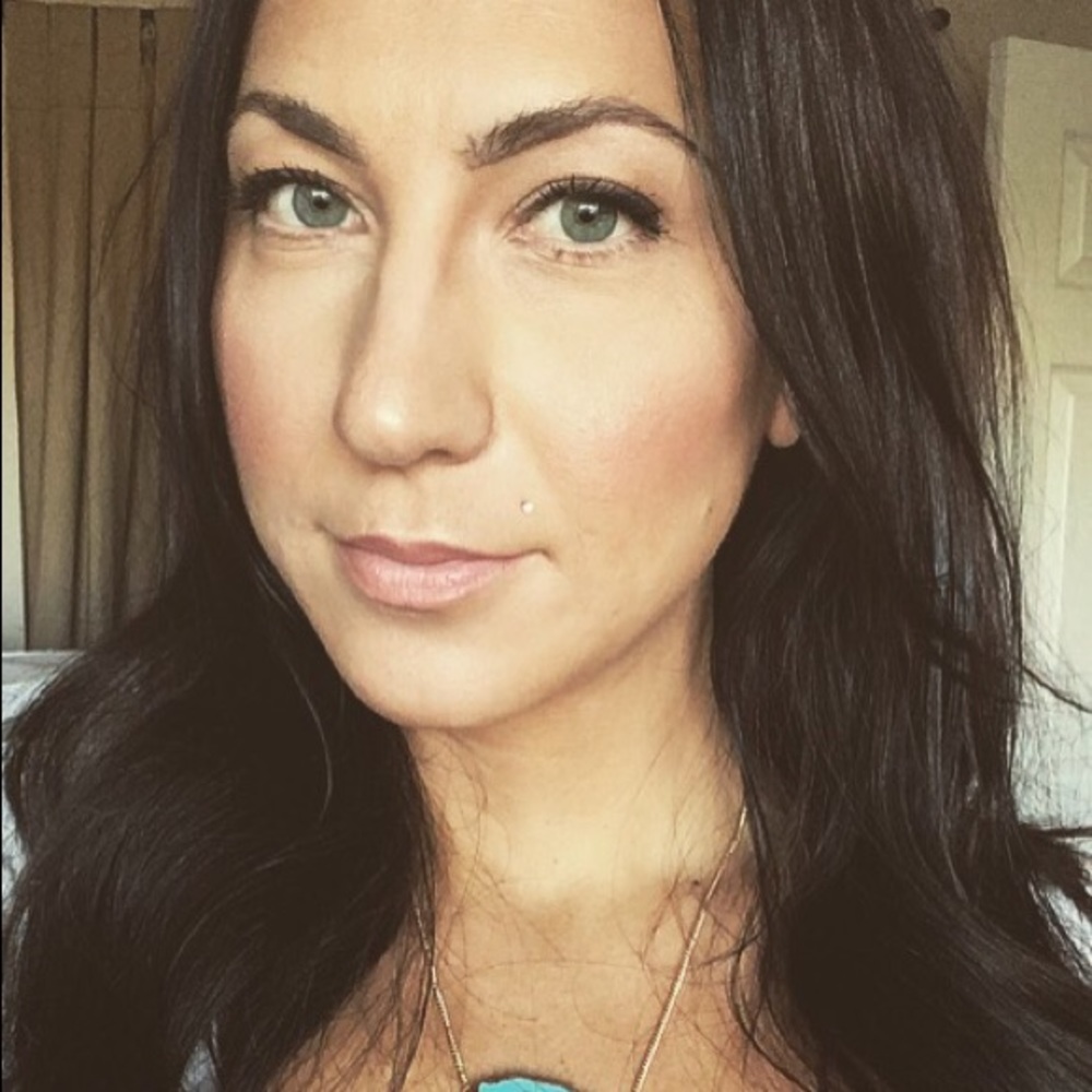Meet your Posher, Naomi